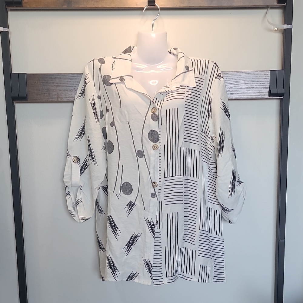 Stylish Black and White Button Down Shirt